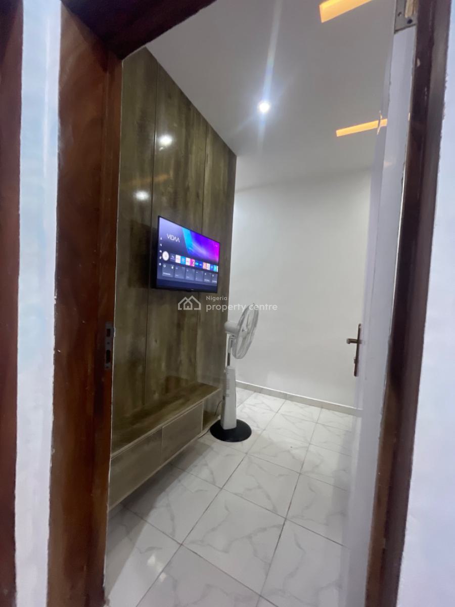Affordable Newly Launched Self-contain Apartments, 19 Kayode Oni Animashuan Street, Olive Park Estate, Sangotedo, Ajah, Lagos, Self Contain (single Rooms) Short Let