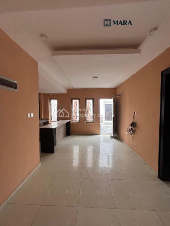 Investors Delight Cash Flow Property, Ologolo, Lekki, Lagos, Flat / Apartment for Sale