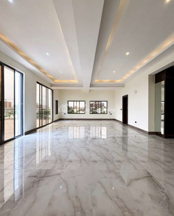 For Sale Magnificently Built 5 Bedroom Old Ikoyi, Ikoyi