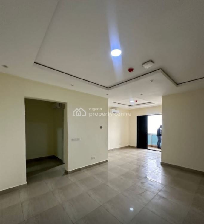 Waterfront 2 Bedroom Apartment, Lekki Phase 1, Lekki, Lagos, Flat / Apartment for Sale