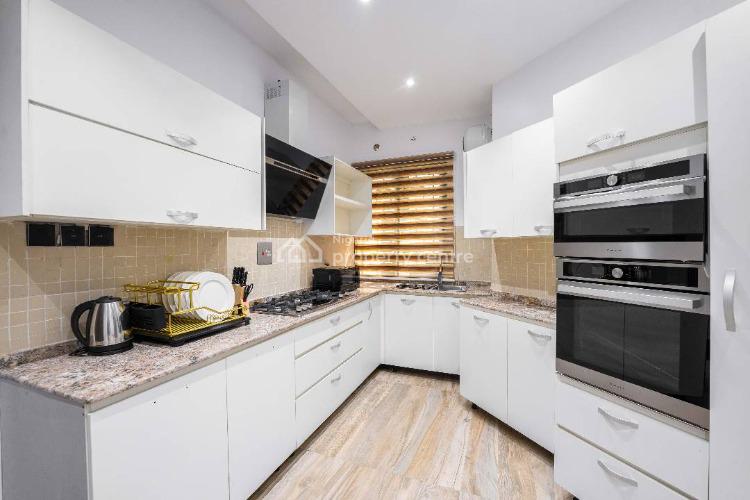 Excellent 3 Bedroom Airbnb (mrns), Lekki Phase 1, Lekki, Lagos, Flat / Apartment Short Let