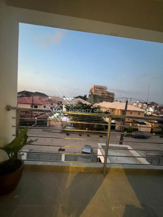 2 Bedrooms Apartment, Off Admiralty, Lekki Phase 1, Lekki, Lagos, Flat / Apartment Short Let
