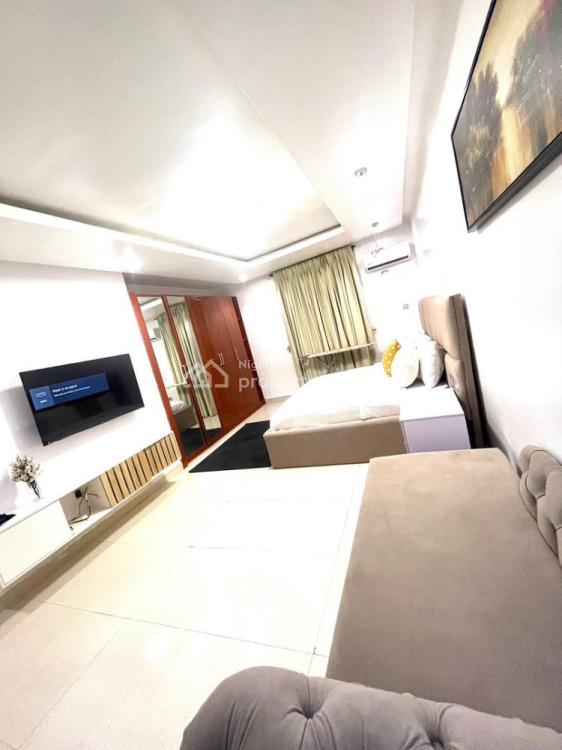 2 Bedroom Apartment, Shoreline Drive, Ikoyi, Lagos, Flat / Apartment Short Let