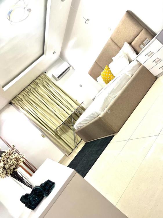 2 Bedroom Apartment, Shoreline Drive, Ikoyi, Lagos, Flat / Apartment Short Let