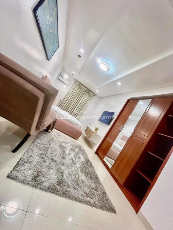 2 Bedroom Apartment, Shoreline Drive, Ikoyi, Lagos, Flat / Apartment Short Let