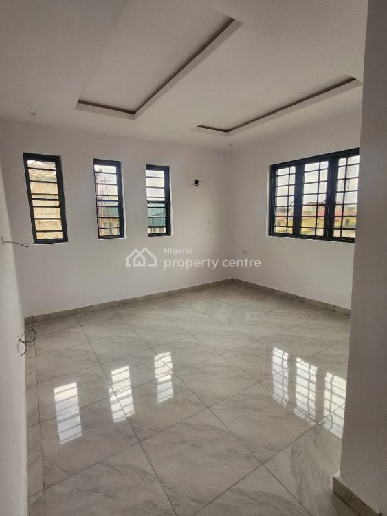 Luxury 3 Bedrooms Flat / Apartment, Sabo, Yaba, Lagos, Flat / Apartment for Rent