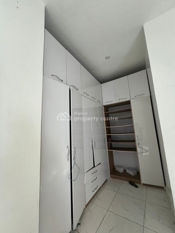 For Rent Master Bedroom Sharing Kitchen, Orchid Road, Royal Pine Estate, Lekki, Lagos 1 Beds