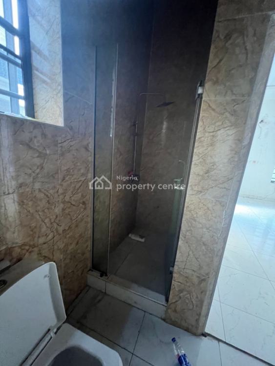 For Rent Master Bedroom Sharing Kitchen, Orchid Road, Royal Pine Estate, Lekki, Lagos 1 Beds