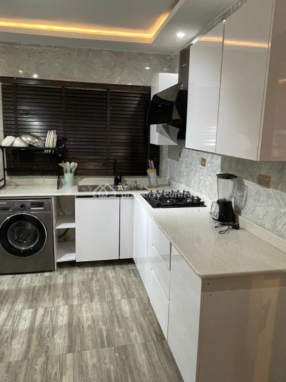 3 Bedroom Apartment, Kusenla Road, Ikate, Lekki, Lagos, Flat / Apartment Short Let