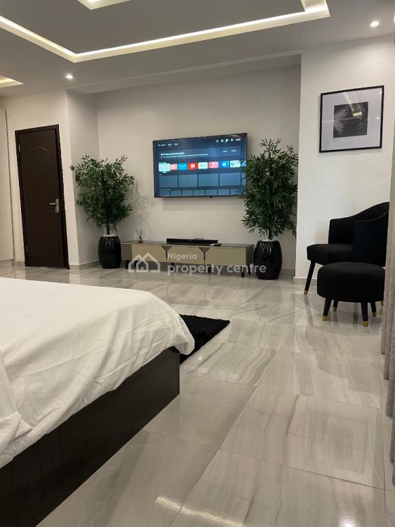 3 Bedroom Apartment, Kusenla Road, Ikate, Lekki, Lagos, Flat / Apartment Short Let