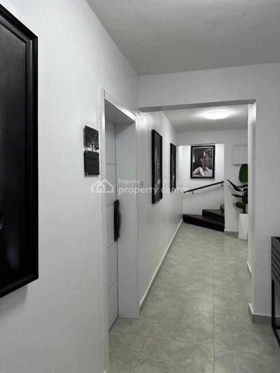 1 Bedroom Apartment, Lekki Phase 1, Lekki, Lagos, Flat / Apartment Short Let