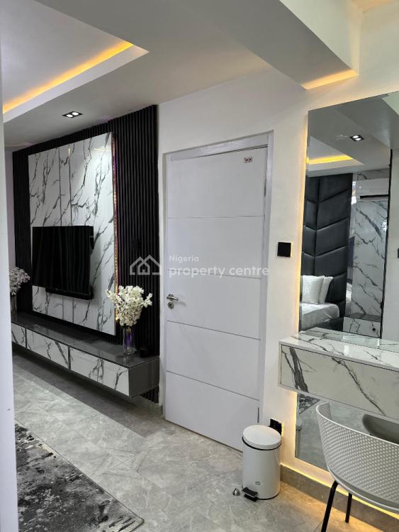 1 Bedroom Apartment, Lekki Phase 1, Lekki, Lagos, Flat / Apartment Short Let