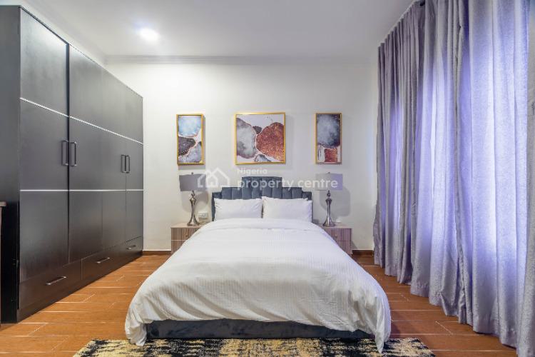 Beautiful Tastly Furnished 3 Bedroom Apartment, Lekki Phase 1, Lekki, Lagos, Flat / Apartment Short Let