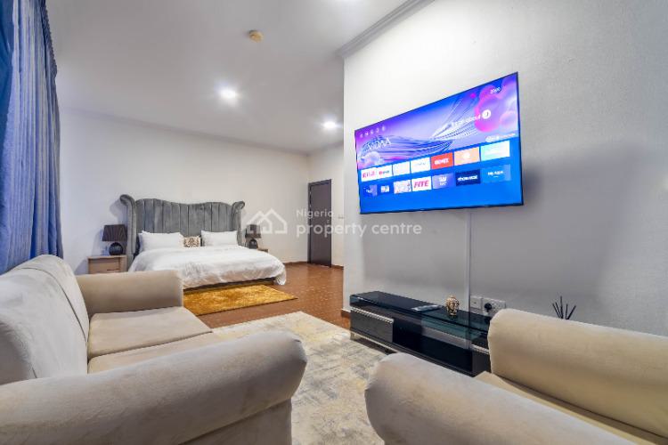 Beautiful Tastly Furnished 3 Bedroom Apartment, Lekki Phase 1, Lekki, Lagos, Flat / Apartment Short Let