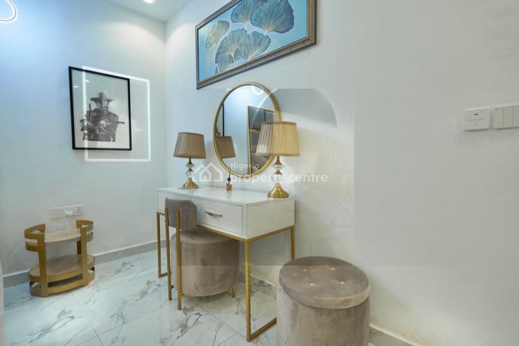 Luxury 2 Bedroom Apartment with Swimming Pool, Gym and Ps5, Periwinkle Estate, Lekki, Lekki, Lagos, Flat / Apartment Short Let