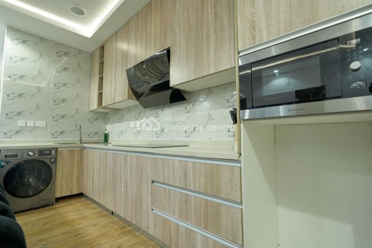 Luxury 2 Bedroom Apartment with Swimming Pool, Gym and Ps5, Periwinkle Estate, Lekki, Lekki, Lagos, Flat / Apartment Short Let