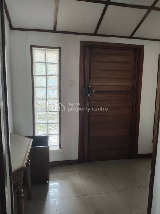 Relatively New Tastefully Finish 3 Bedroom Apartment, Ikoyi, Lagos, Flat / Apartment for Rent