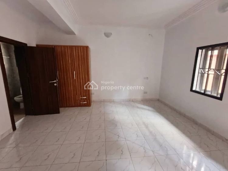 Ground Floor 3 Bedroom Flats, Lekki Phase 1, Lekki, Lagos, Flat / Apartment for Rent