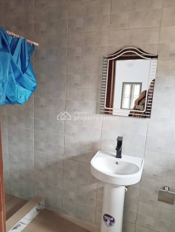 Ground Floor 3 Bedroom Flats, Lekki Phase 1, Lekki, Lagos, Flat / Apartment for Rent