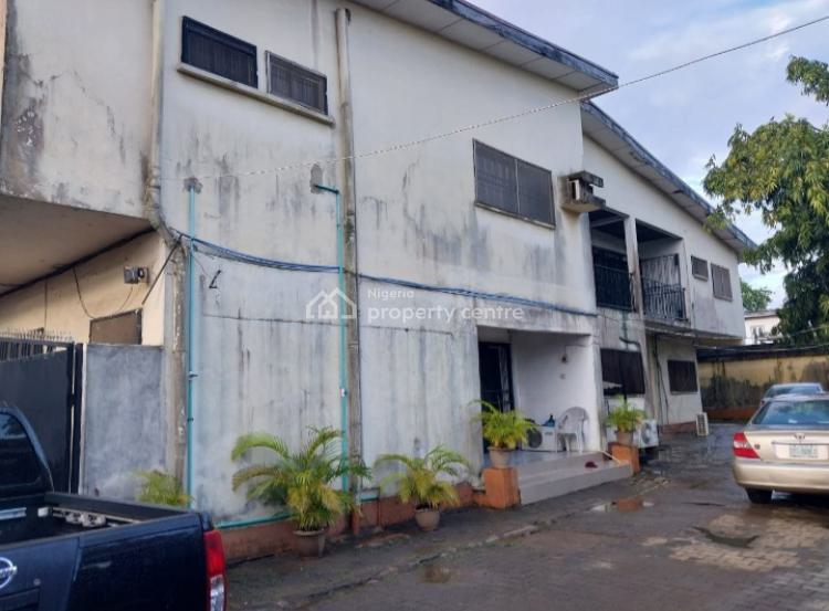 Solid Re-developable 7 Bedroom Duplex with Bq on 770sqm, Ikeja Gra, Ikeja, Lagos, Detached Duplex for Sale