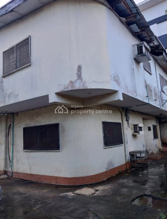 Solid Re-developable 7 Bedroom Duplex with Bq on 770sqm, Ikeja Gra, Ikeja, Lagos, Detached Duplex for Sale