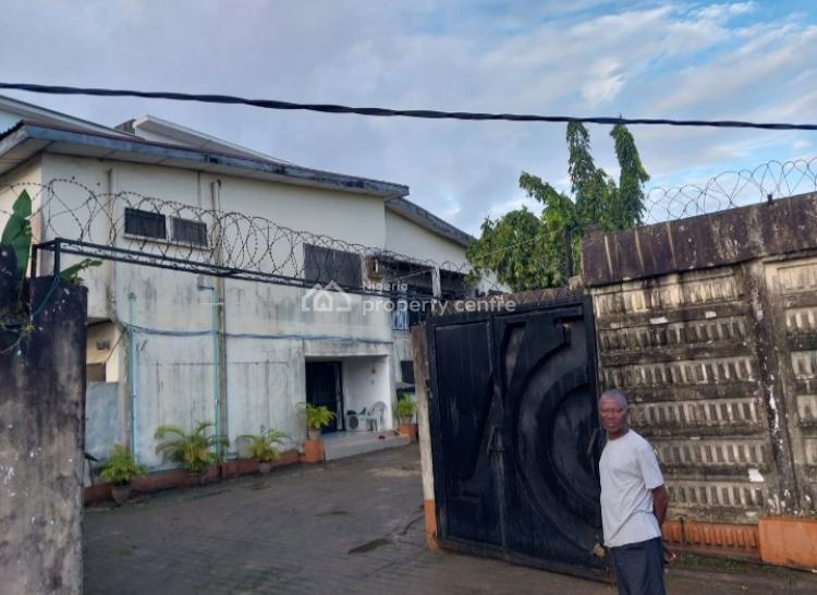 Solid Re-developable 7 Bedroom Duplex with Bq on 770sqm, Ikeja Gra, Ikeja, Lagos, Detached Duplex for Sale