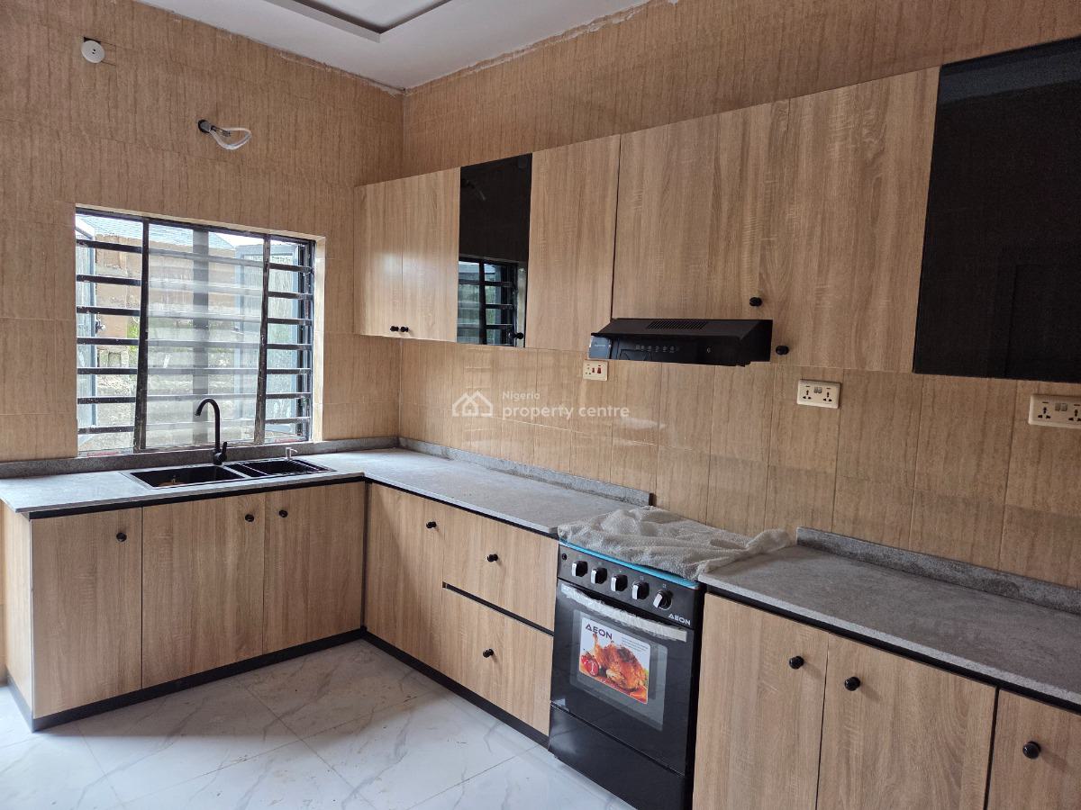3 Bedroom Terrace Duplex, Medorf Residence, Alagbaka Gra, Akure, Ondo, Terraced Duplex for Sale