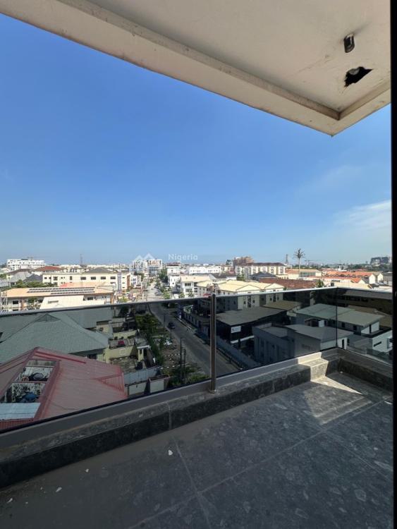 For Sale 4 Bedroom Ikoyi, Lagos 4 Beds, 4 Baths