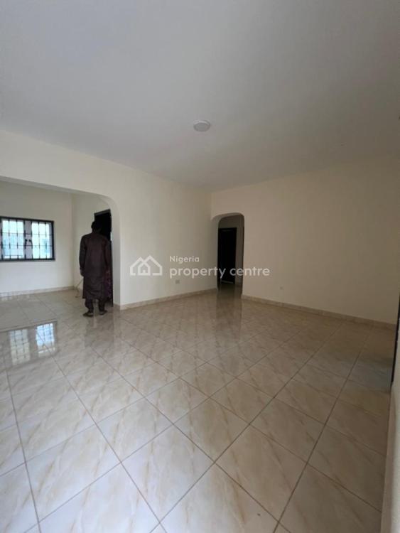 For Rent Newly Built 2bedroom Flat, Jahi, Jahi, Abuja 2 Beds, 3