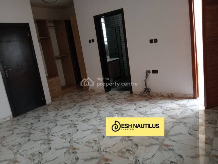 4 Bedroom Terrace Duplex with Bq, Osapa, Lekki, Lagos, Terraced Duplex for Sale
