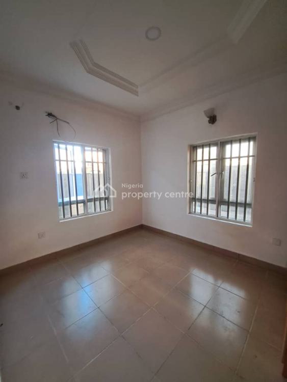 Spacious 3 Bedroom Flat in a Serene Block of Flats, Osapa, Lekki, Lagos, Flat / Apartment for Rent