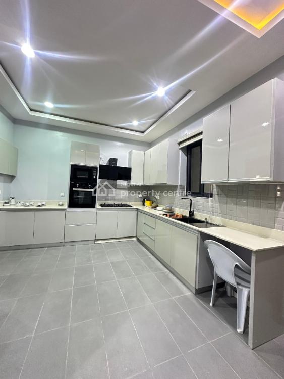 4 Bedroom Maisonnette, Lekki Phase 1, Lekki, Lagos, House for Sale