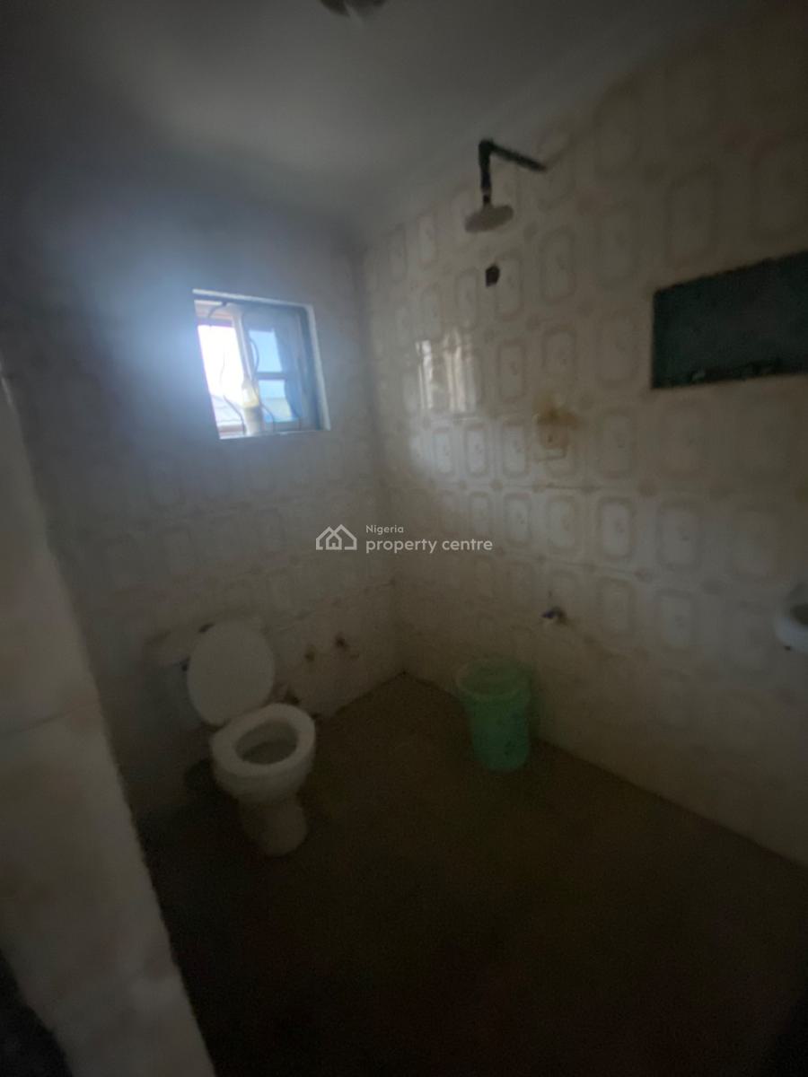 Luxuriously Spacious 2 Bedroom Flat, 15a, Akinyola Street, Sangotedo, Ajah, Lagos, House for Rent