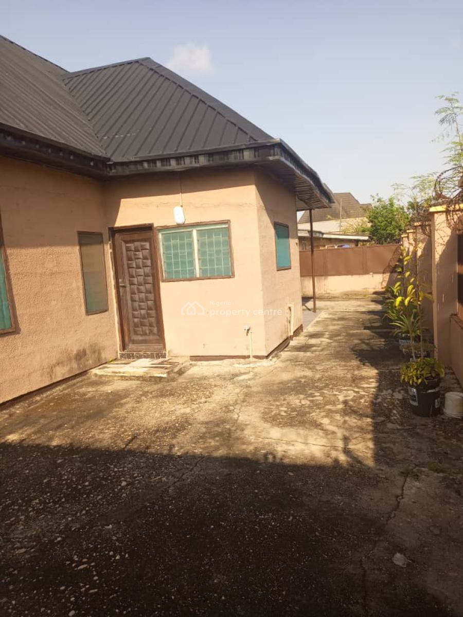 Four Bedrooms Bungalow, Close 46, Satellite Town, Ojo, Lagos, Detached Bungalow for Rent