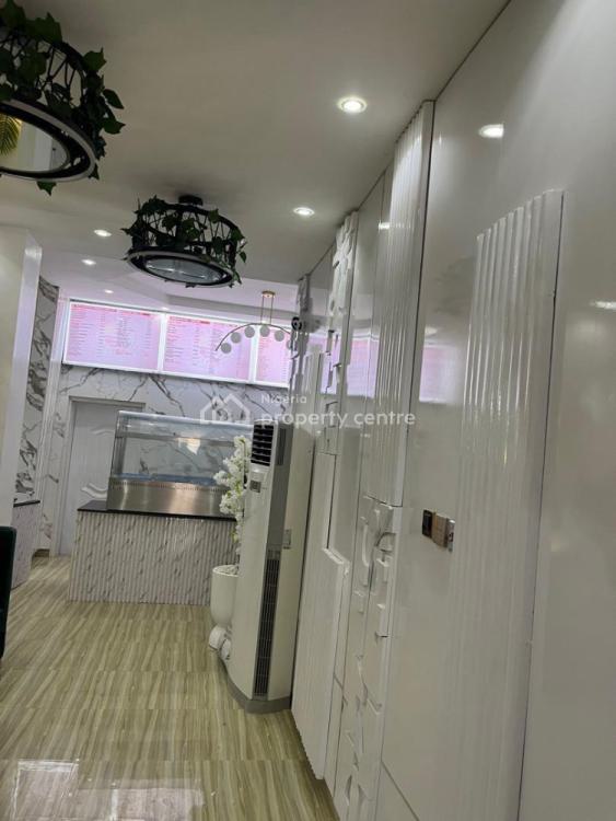 Restaurant, Cafe and Lounge, Chevron Alternative, Lekki, Lagos, Restaurant / Bar for Rent