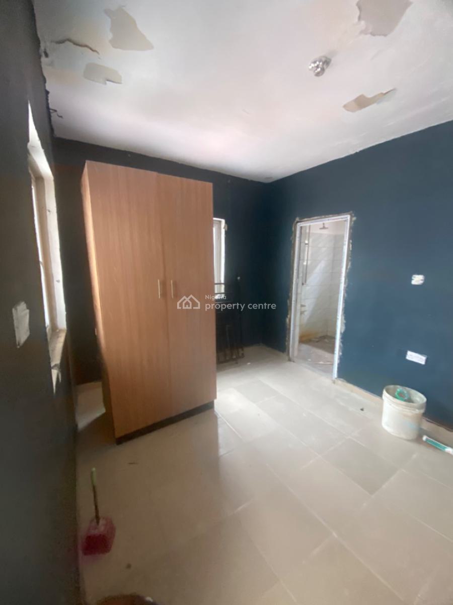 Luxuriously Spacious Self Contain, 18b Raimat Close, Awoyaya, Ibeju Lekki, Lagos, Self Contain (single Rooms) for Rent