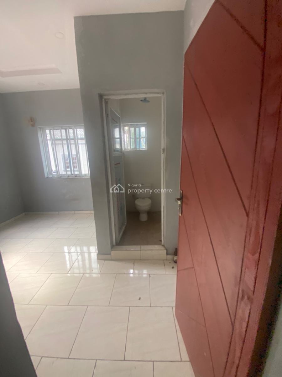 Luxuriously Spacious 2bedroom Flat with Excellent Finishing, 18b Raimat Close, Bankole Street Awoyaya, Awoyaya, Ibeju Lekki, Lagos, House for Rent