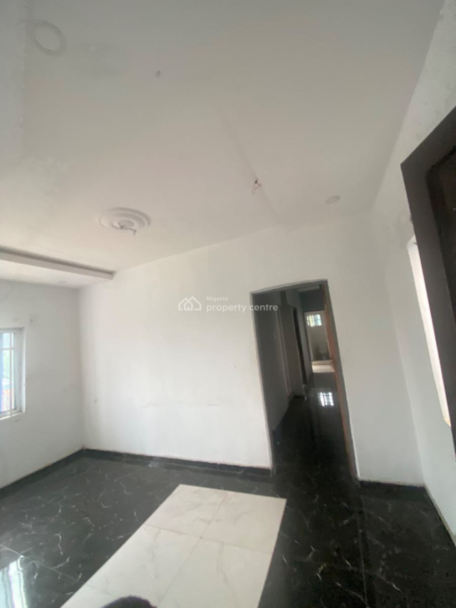 Luxuriously Spacious 2bedroom Flat with Excellent Finishing, 18b Raimat Close, Bankole Street Awoyaya, Awoyaya, Ibeju Lekki, Lagos, House for Rent