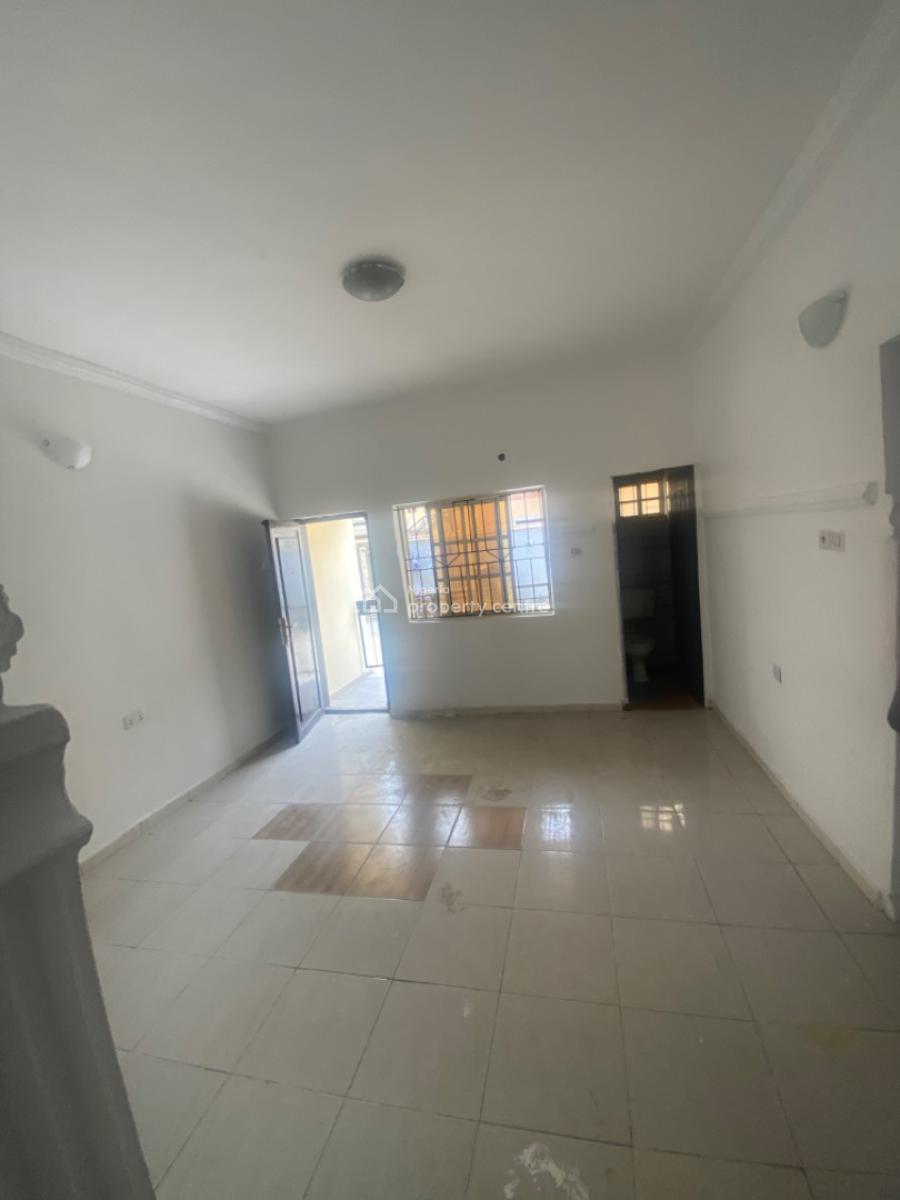 Luxuriously Spacious 2 Bedroom Flat with Excellent Finishing, 18b Raimat Close, Bankole Street, Sangotedo, Ajah, Lagos, House for Rent
