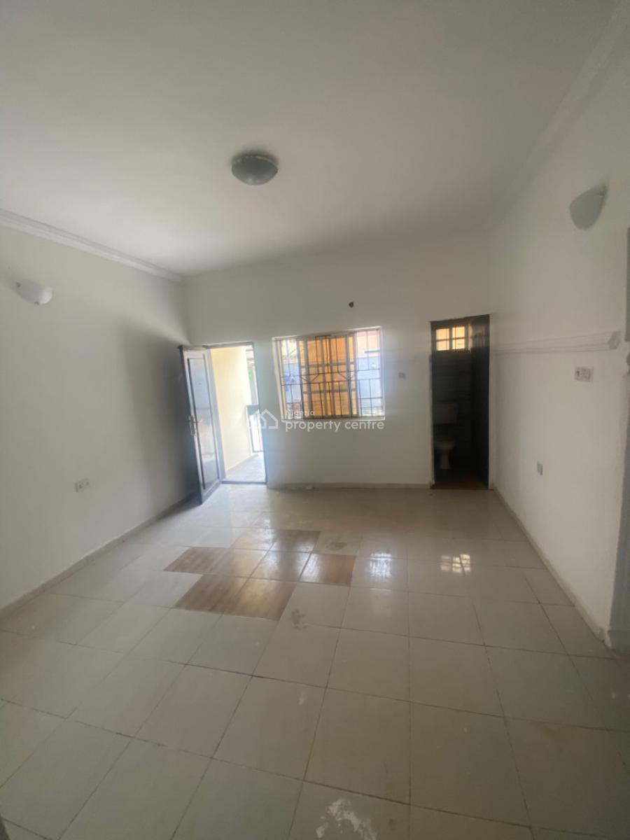 Luxuriously Spacious 2 Bedroom Flat with Excellent Finishing, 18b Raimat Close, Bankole Street, Sangotedo, Ajah, Lagos, House for Rent