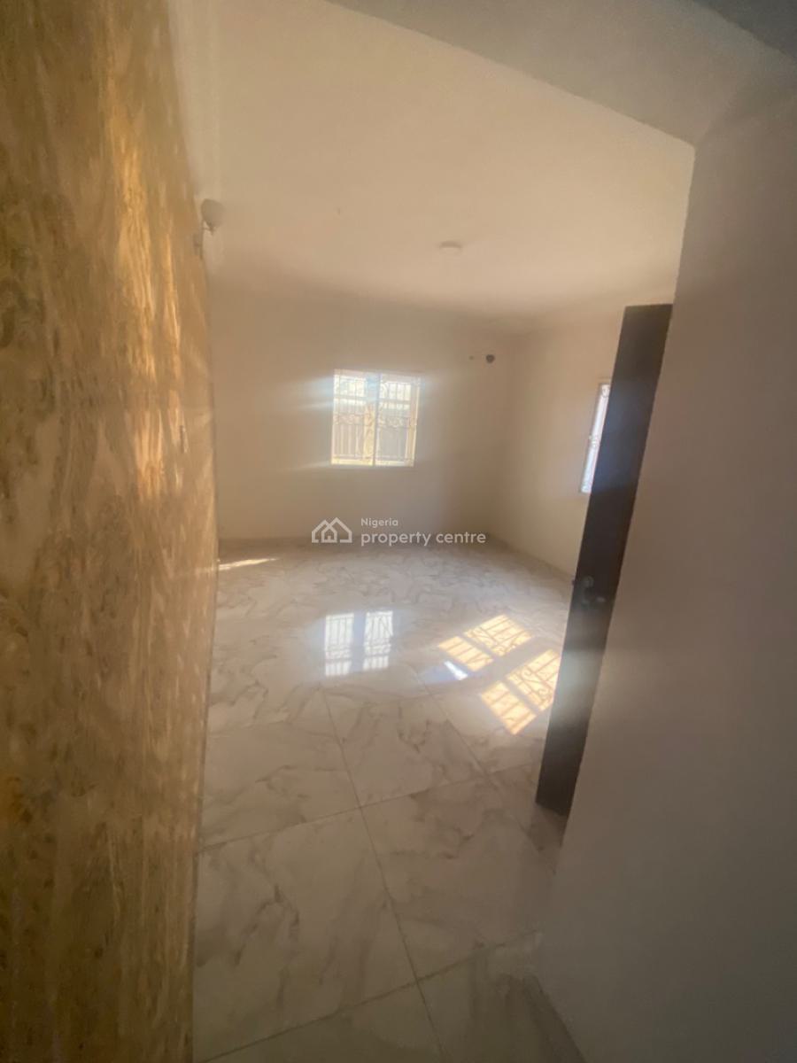 Luxuriously Spacious 2 Bedroom Flat with Excellent Finishing, 18b Raimat Close, Bankole Street, Bogije, Ibeju Lekki, Lagos, House for Rent