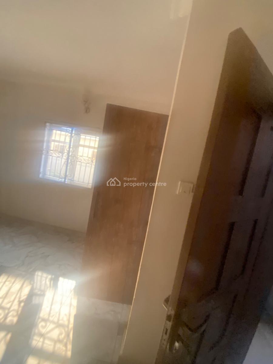 Luxuriously Spacious 2 Bedroom Flat with Excellent Finishing, 18b Raimat Close, Bankole Street, Bogije, Ibeju Lekki, Lagos, House for Rent