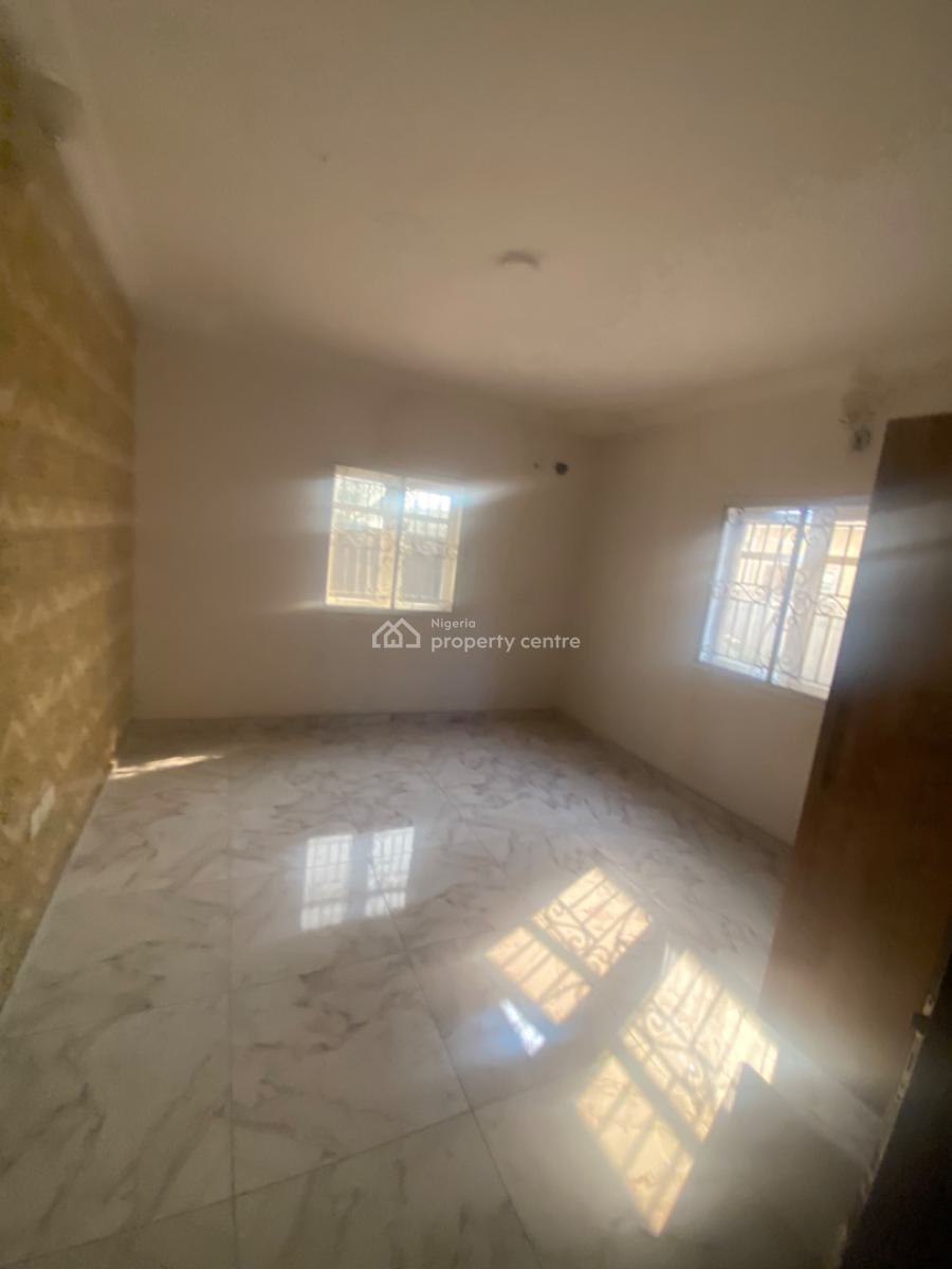 Luxuriously Spacious 2 Bedroom Flat with Excellent Finishing, 18b Raimat Close, Bankole Street, Bogije, Ibeju Lekki, Lagos, House for Rent