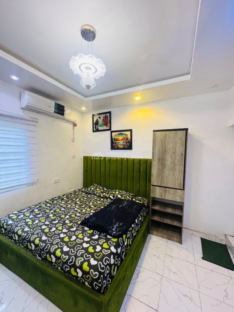 Studio Apartment, Shobande Street, Akoka, Yaba, Lagos, Self Contain (single Rooms) Short Let