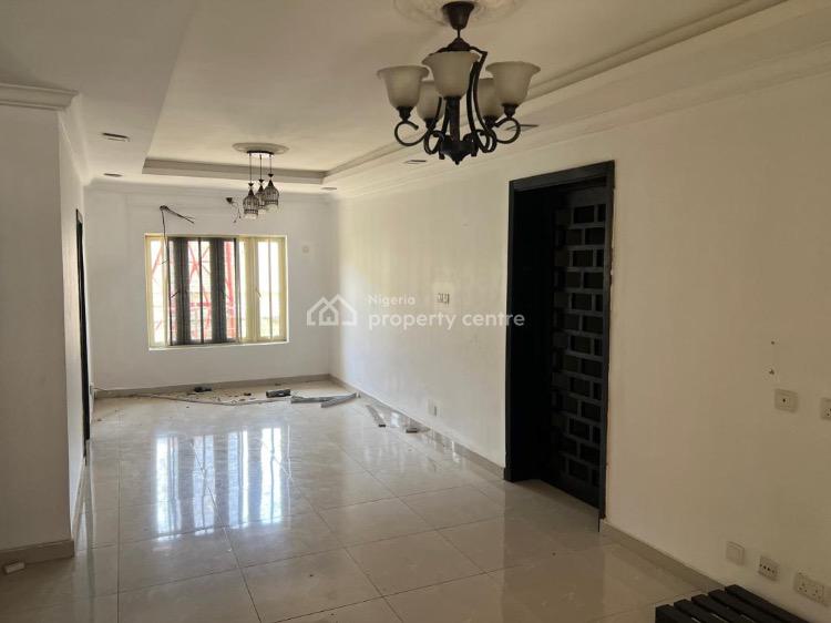 For Rent 3 Bedroom Flat, Ikate, Lekki, Lagos 3 Beds, 3 Baths