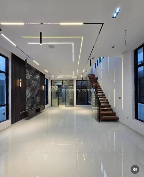 For Sale Smart 5 Bedroom Duplexes, Chevron, Lekki, Lagos 5 Beds, 5