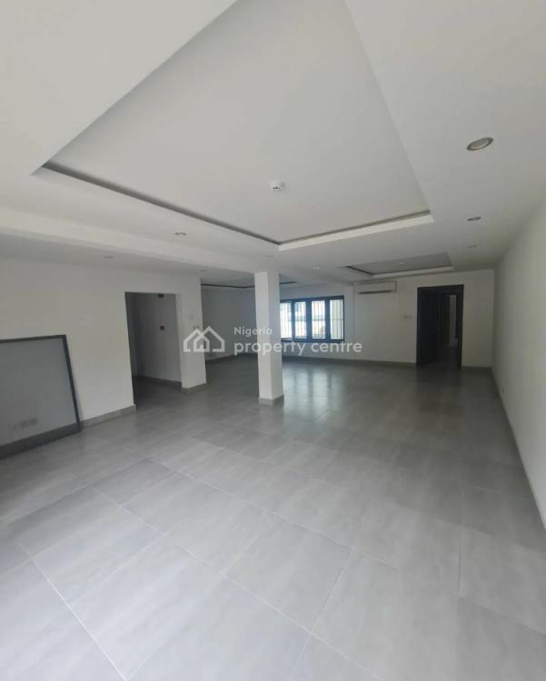 For Rent Luxury 3 Bedroom Flat, Ikoyi, Lagos 3 Beds, 3 Baths