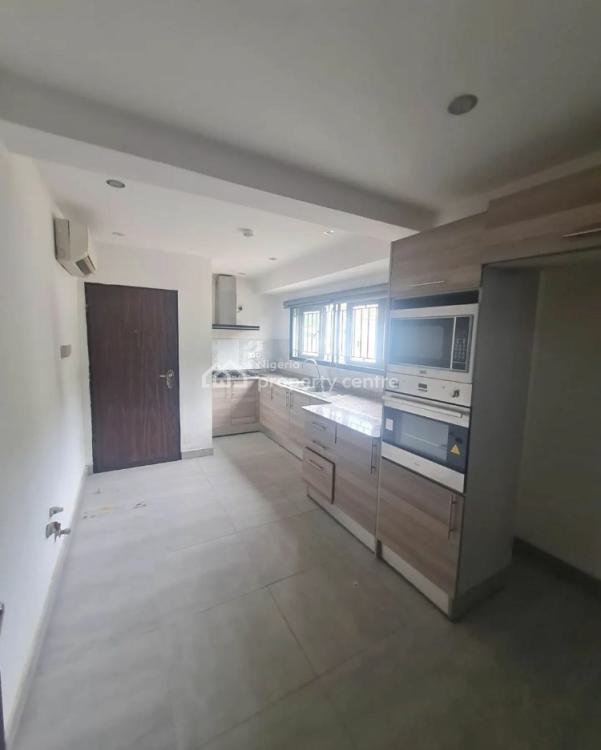 For Rent Luxury 3 Bedroom Flat, Ikoyi, Lagos 3 Beds, 3 Baths
