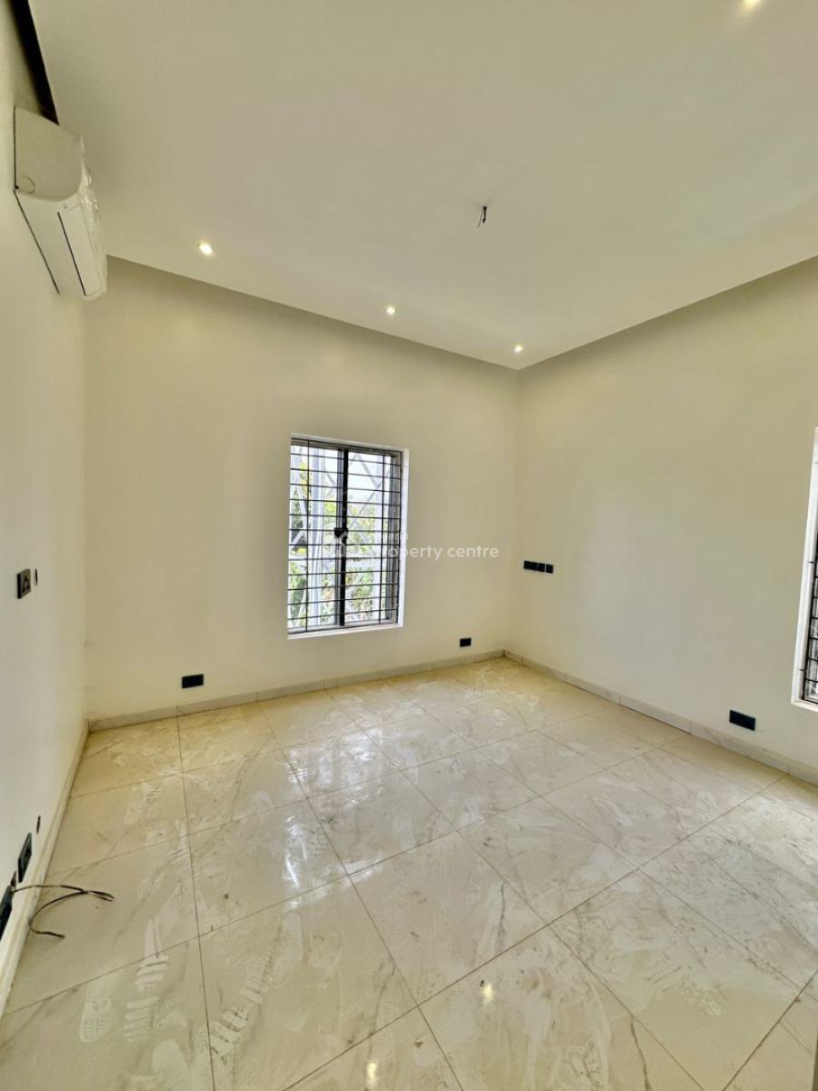 Exquisite 5 Bedroom Detached Duplex with Bq and Rooftop Terrace, Gwarinpa, Abuja, Detached Duplex for Sale