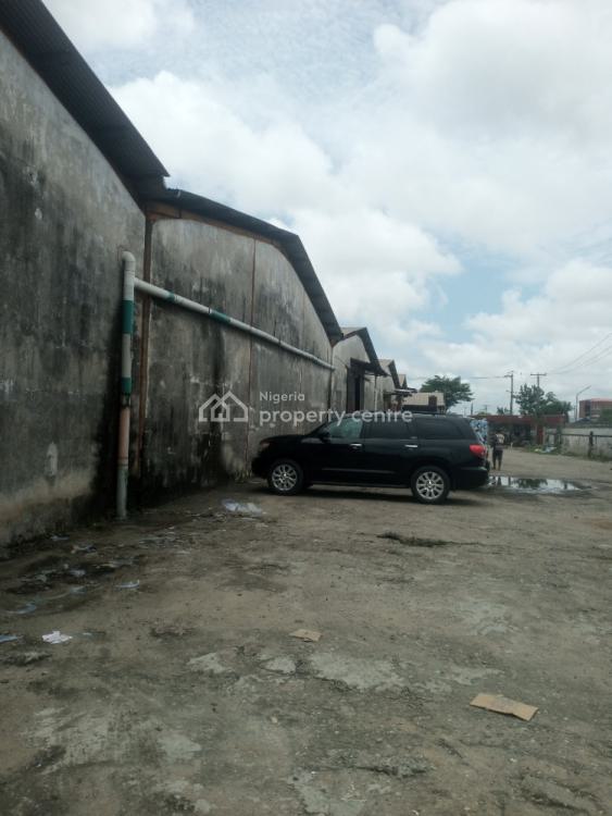 15000 Sqft Warehouse, Along Oshodi Apapa Express Way, Oshodi, Lagos, Warehouse for Rent